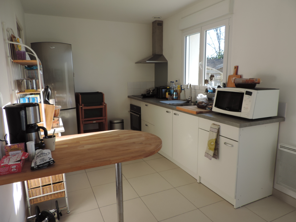https://media.immo-facile.com/office/lemaire-immobilier/catalog/images/pr_p/3/5/3/2/0/2/5/8/35320258f.jpg?DATEMAJ=15/03/2025-19:11:13