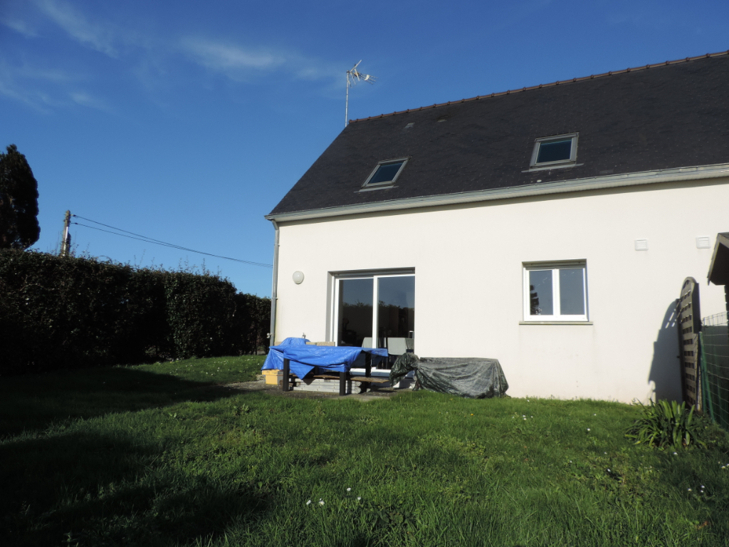 https://media.immo-facile.com/office/lemaire-immobilier/catalog/images/pr_p/3/5/3/2/0/2/5/8/35320258o.jpg?DATEMAJ=15/03/2025-19:11:16