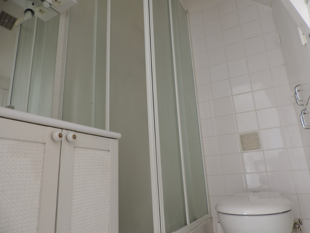 https://media.immo-facile.com/office/lemaire-immobilier/catalog/images/pr_p/4/3/9/2/5/4/7/4/43925474e.jpg?DATEMAJ=15/03/2025-19:42:05