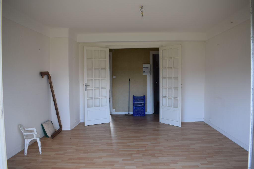 https://media.immo-facile.com/office/lemaire-immobilier/catalog/images/pr_p/4/3/9/7/7/2/1/3/43977213g.jpg?DATEMAJ=15/03/2025-20:37:08