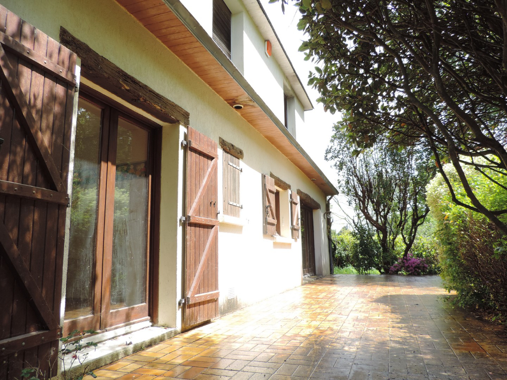 https://media.immo-facile.com/office/lemaire-immobilier/catalog/images/pr_p/4/5/3/1/2/5/0/2/45312502i.jpg?DATEMAJ=15/03/2025-19:11:09