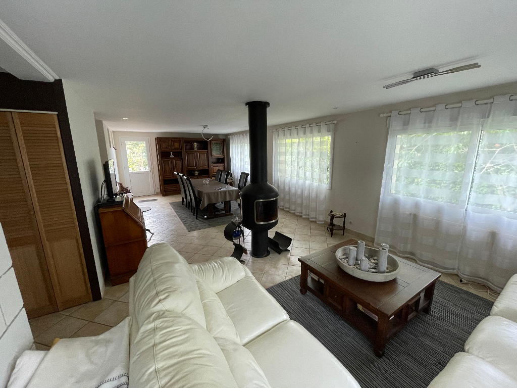 https://media.immo-facile.com/office/lemaire-immobilier/catalog/images/pr_p/4/7/2/8/4/5/6/7/47284567c.jpg?DATEMAJ=15/03/2025-19:03:45
