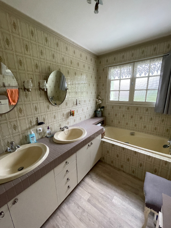 https://media.immo-facile.com/office/lemaire-immobilier/catalog/images/pr_p/4/7/8/6/2/7/0/9/47862709e.jpg?DATEMAJ=15/03/2025-20:51:23