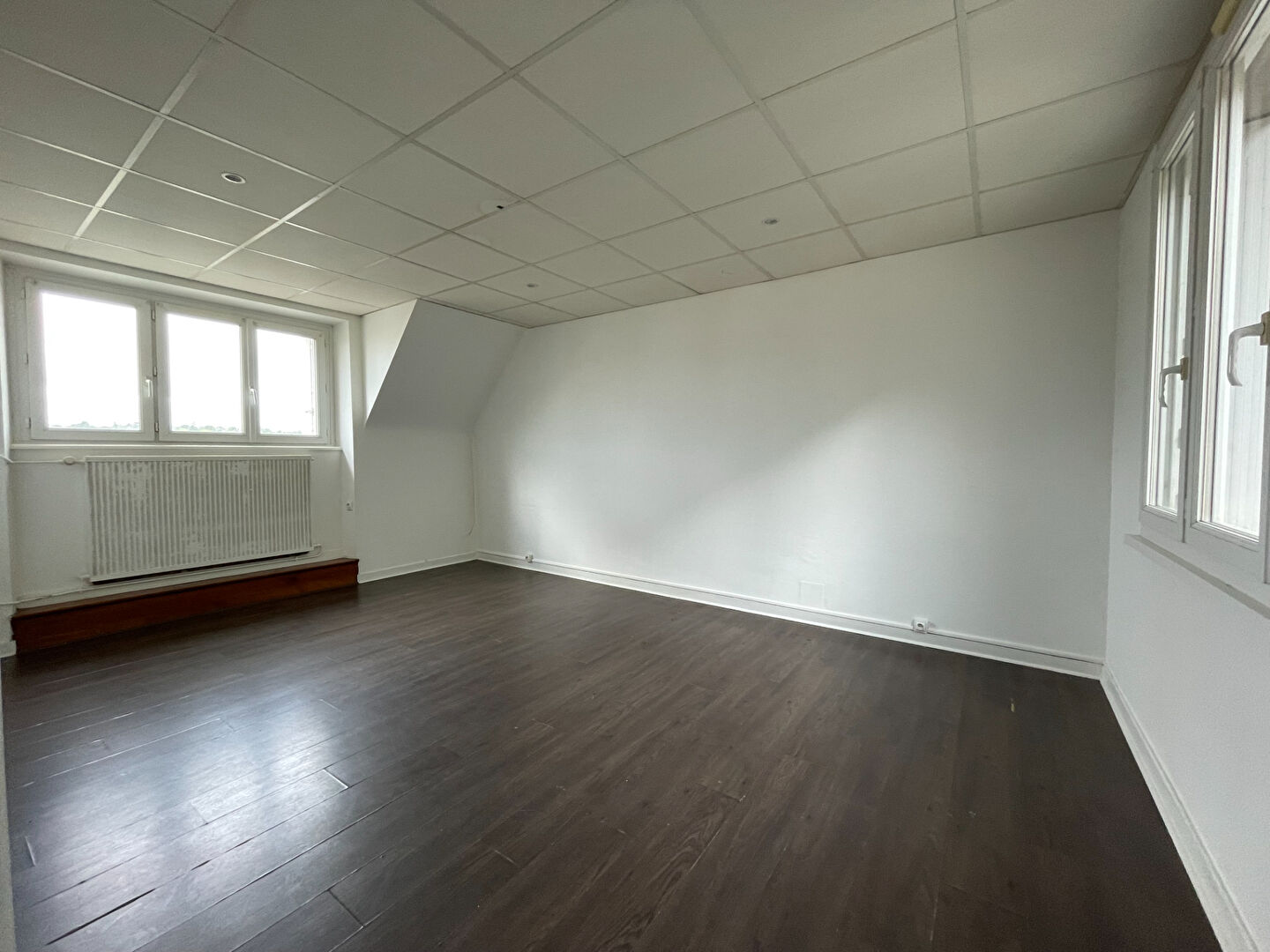 https://media.immo-facile.com/office/lemaire-immobilier/catalog/images/pr_p/5/2/9/2/7/7/0/2/52927702c.jpg?DATEMAJ=15/03/2025-19:54:32