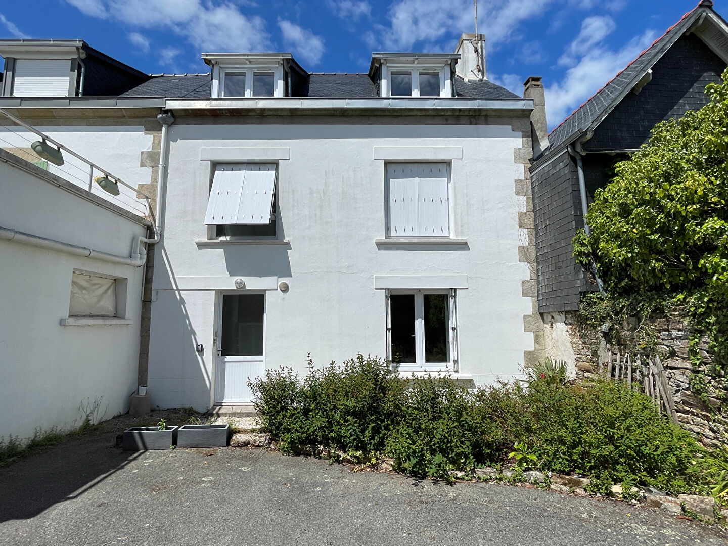 
Achat Immeuble Fouesnant - Beg Meil avec 3 appartements en très bon état
