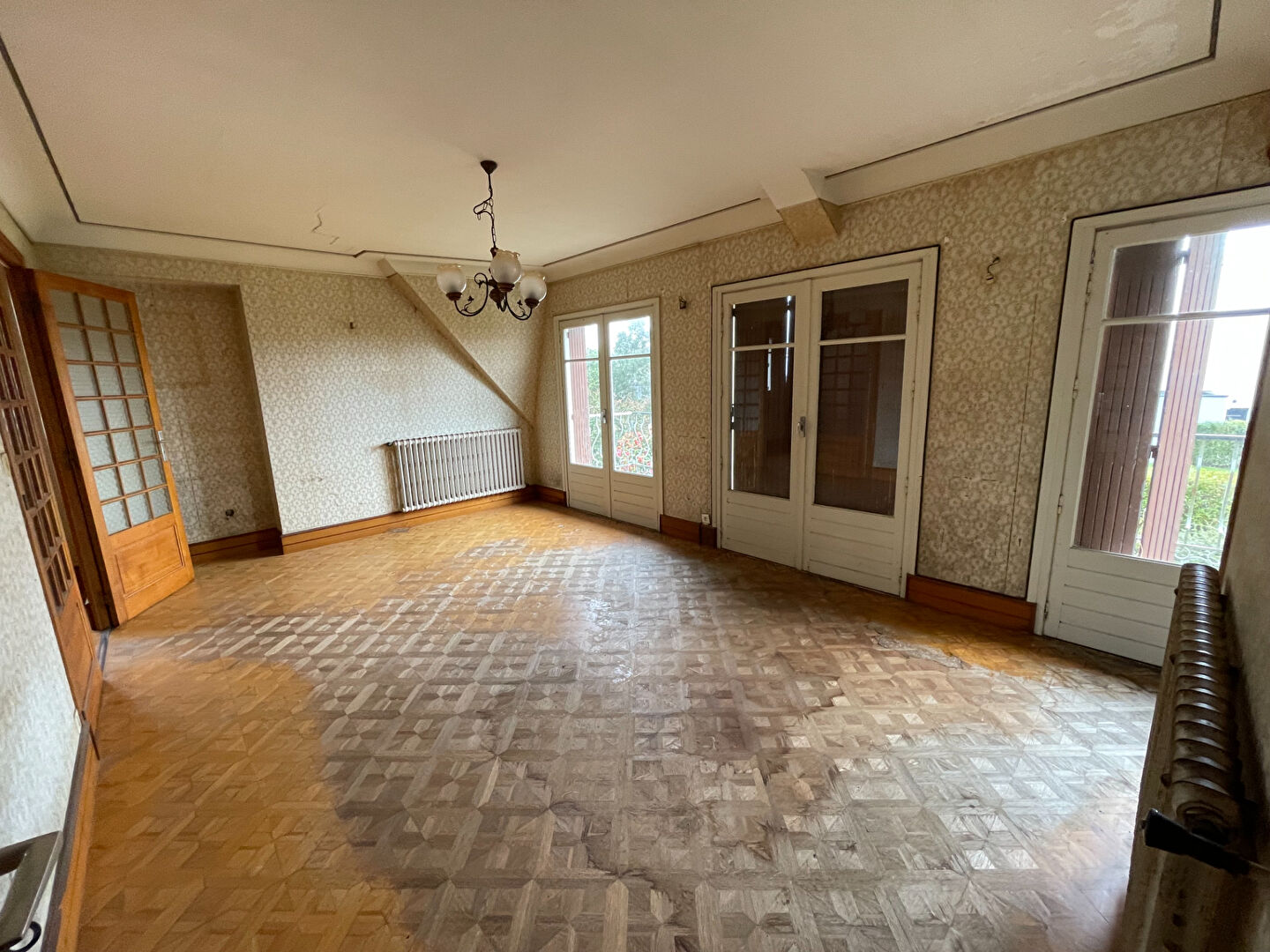 https://media.immo-facile.com/office/lemaire-immobilier/catalog/images/pr_p/5/8/1/1/9/2/7/9/58119279k.jpg?DATEMAJ=22/09/2025-18:09:51