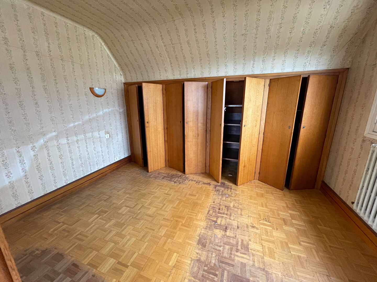 https://media.immo-facile.com/office/lemaire-immobilier/catalog/images/pr_p/5/8/1/1/9/2/7/9/58119279n.jpg?DATEMAJ=22/09/2025-18:09:51