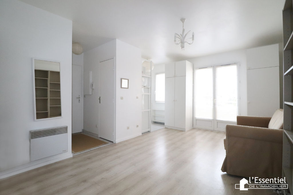 Photo STUDIO VERNOUILLET - 1 pièce(s) - 23,60 m2 image 1/2