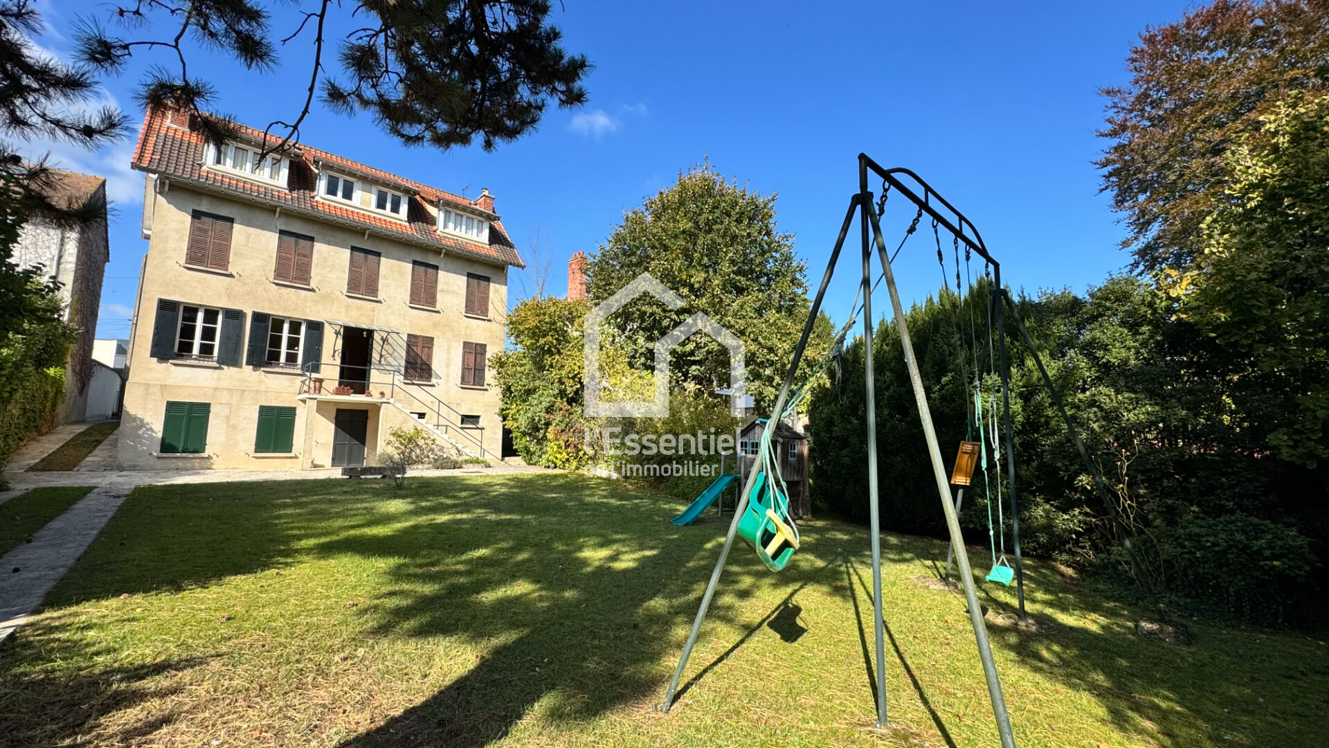 Maison de caractère Verneuil Sur Seine 8pcs 217m² jardin 1370m²