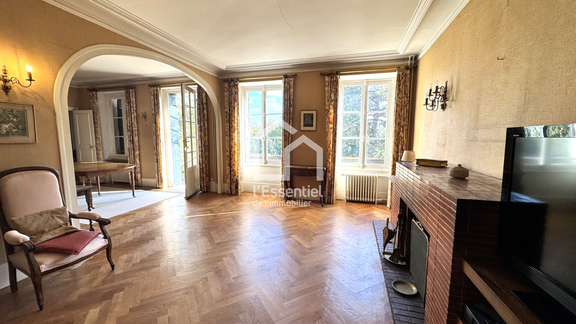 Photo Maison de caractère Verneuil Sur Seine 8pcs 217m² jardin 1370m² image 2/6