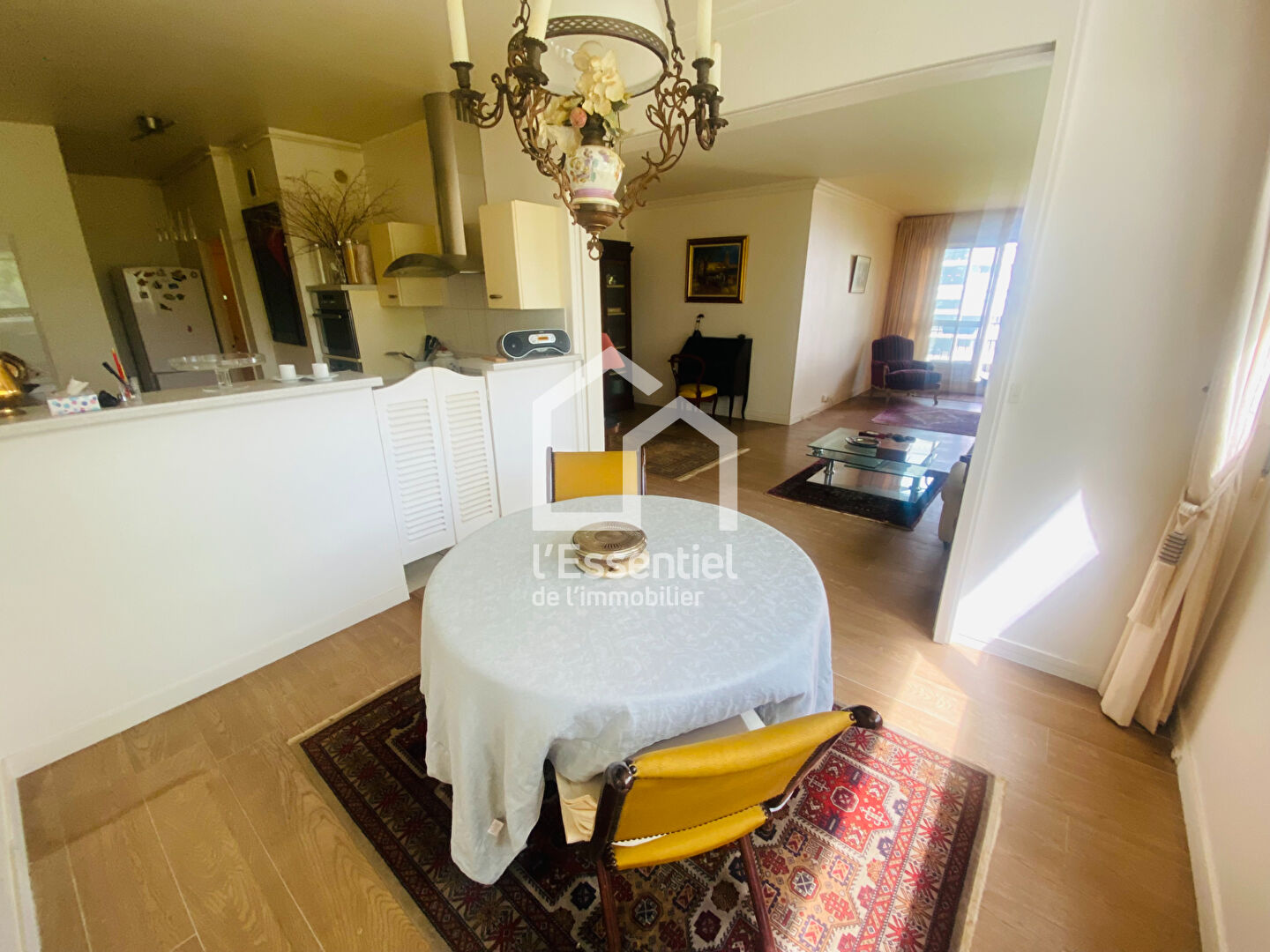 Photo A VENDRE - POISSY - APPARTEMENT - 88 m² - PARKING-CAVE image 5/6