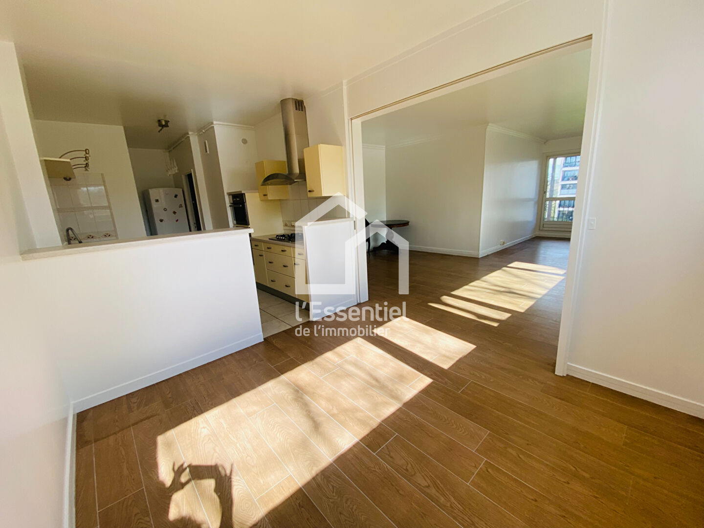 Photo A VENDRE - POISSY - APPARTEMENT - 88 m² - PARKING-CAVE image 6/6