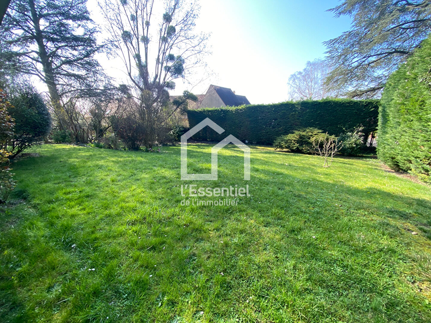 Photo TRIEL - PROPRIETE de 1930 - 200m² habitable -1531 m² terrain image 4/6