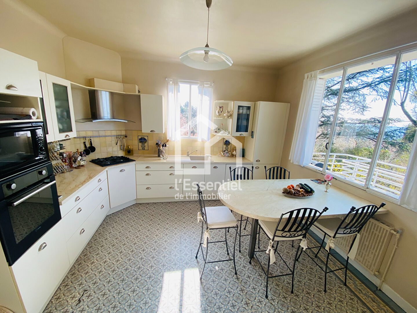 Photo TRIEL - PROPRIETE de 1930 - 200m² habitable -1531 m² terrain image 5/6