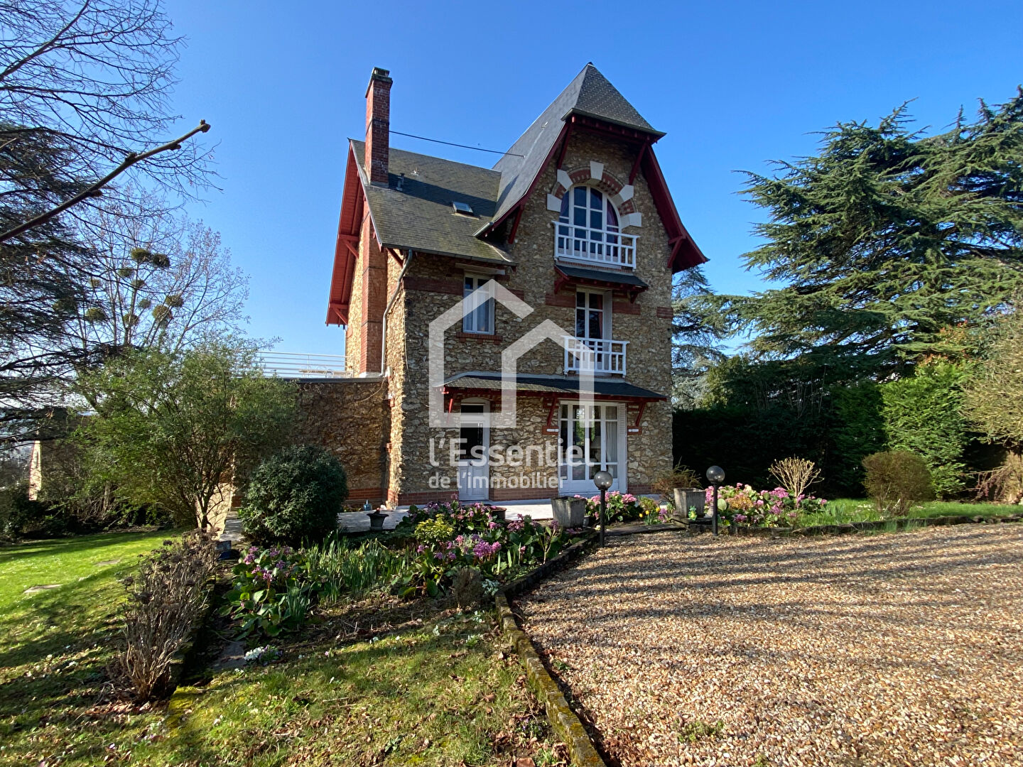 Photo TRIEL - PROPRIETE de 1930 - 200m² habitable -1531 m² terrain image 6/6