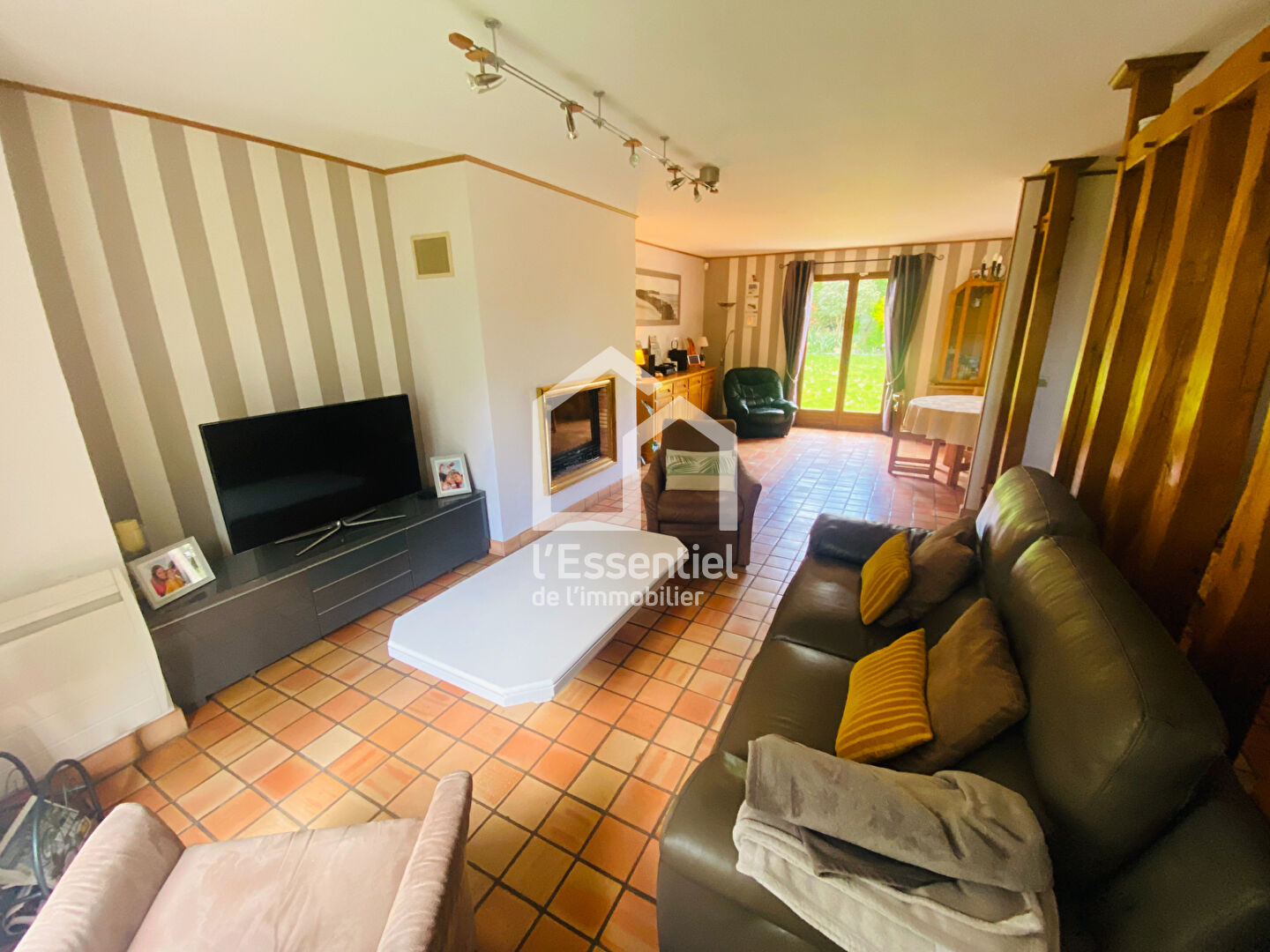 Photo A VENDRE- MAISON INDIVIDUELLE- 130 m² - SOUS SOL TOTAL- 5 chambres- 600 m² TERRAIN image 4/6
