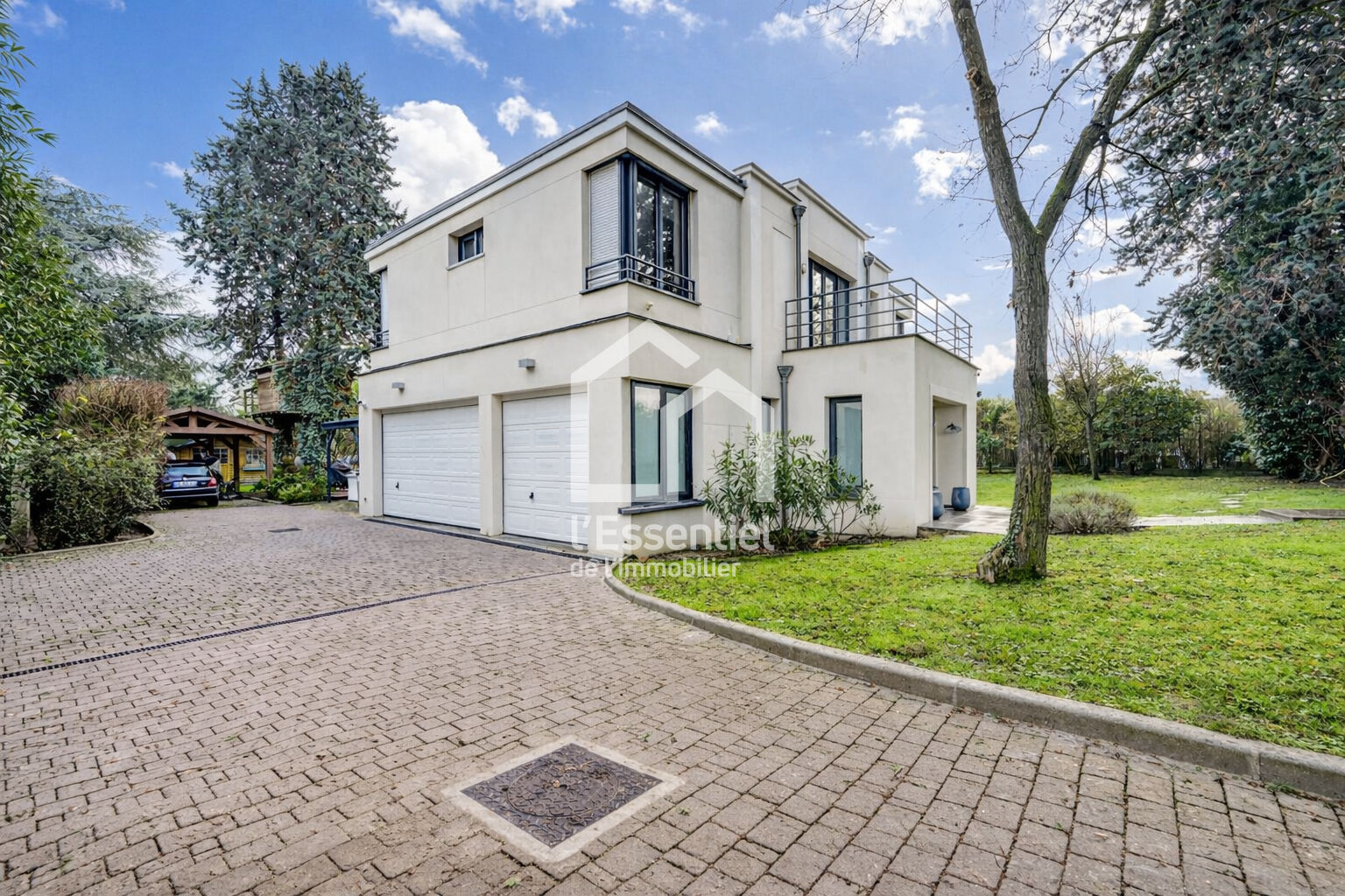 Agence immobilière de L'essentiel De L'immobilier - L'Essentiel de L'Immobilier - St Germain en Laye