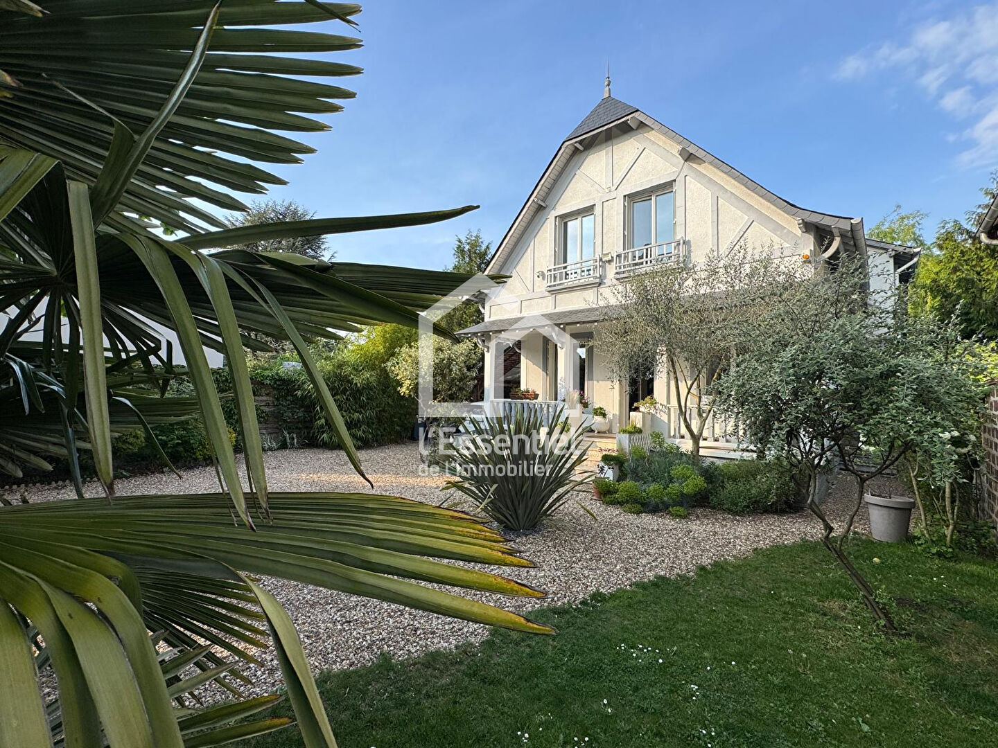 MAISON de Charme - VERNEUIL SUR SEINE - 7 pièce(s) - 150 m2