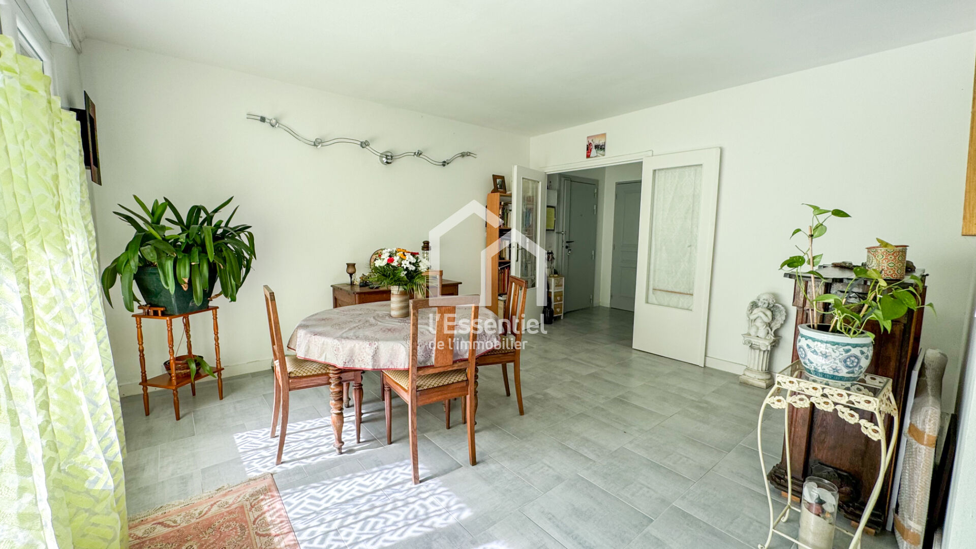 Photo Appartement Verneuil Sur Seine 5 pièce(s) image 2/6