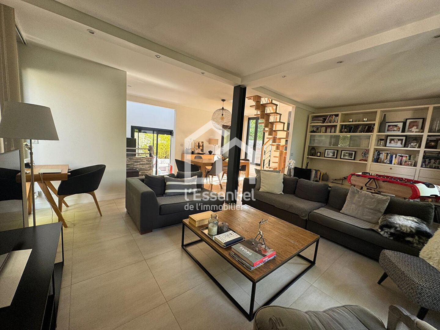 Agence immobilière de L'essentiel De L'immobilier - L'Essentiel de L'Immobilier - St Germain en Laye