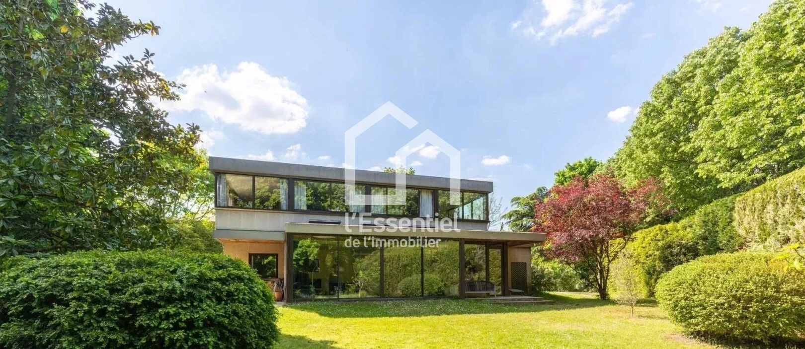 Agence immobilière de L'essentiel De L'immobilier - L'Essentiel de L'Immobilier - St Germain en Laye