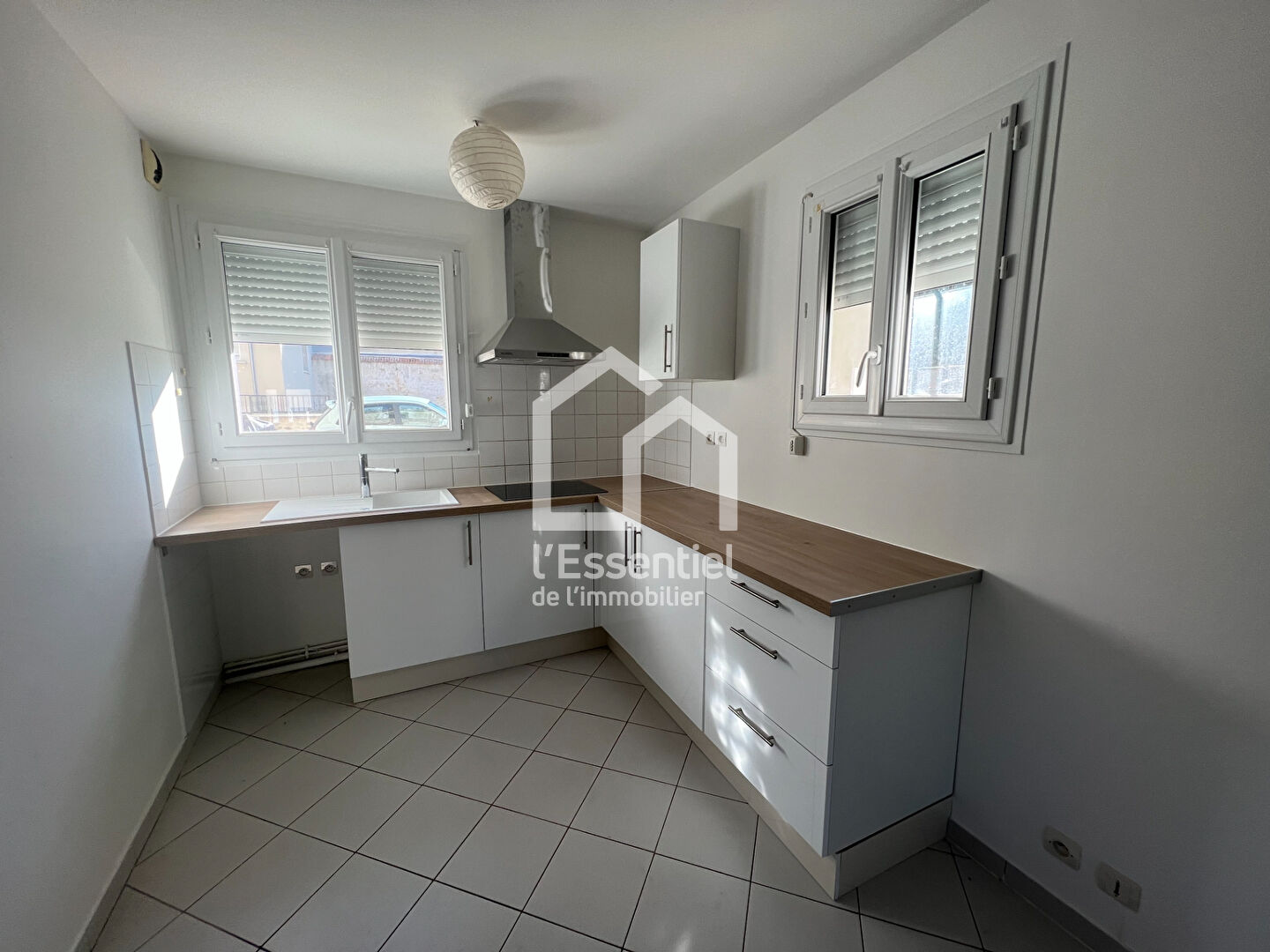 Photo Appartement Chanteloup Les Vignes 2 pièce(s) 39 m2 image 4/6