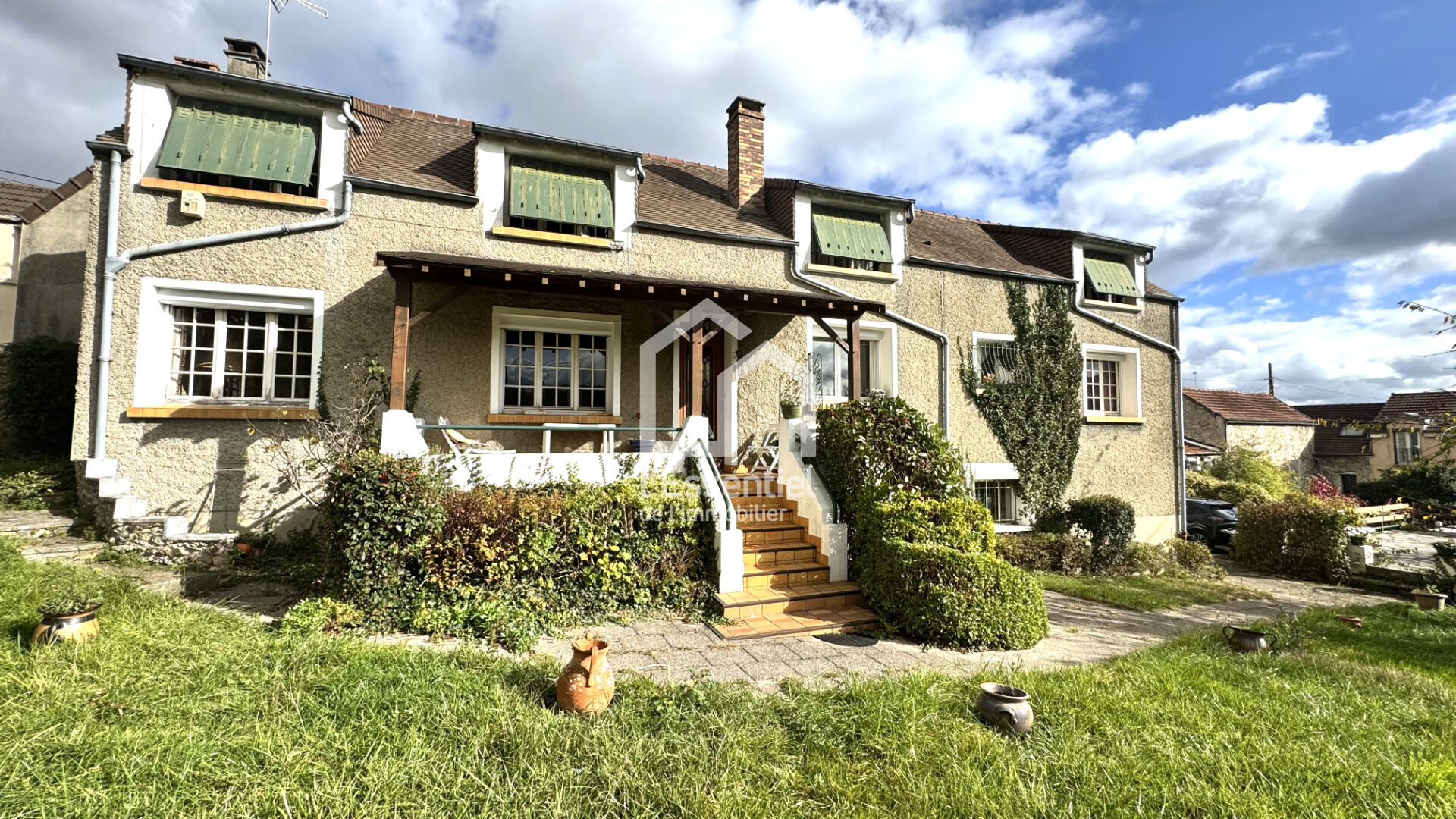 Photo Maison  avec beau potentiel 115m² ss total jardin 953m² Chanteloup Les Vignes centre image 1/6