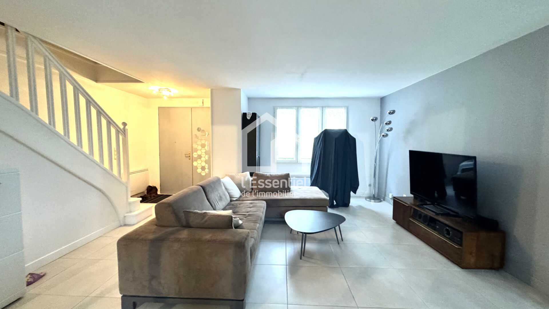 Photo Maison Vernouillet 7 pièce(s) 148 m2 jardin 570m² image 2/6