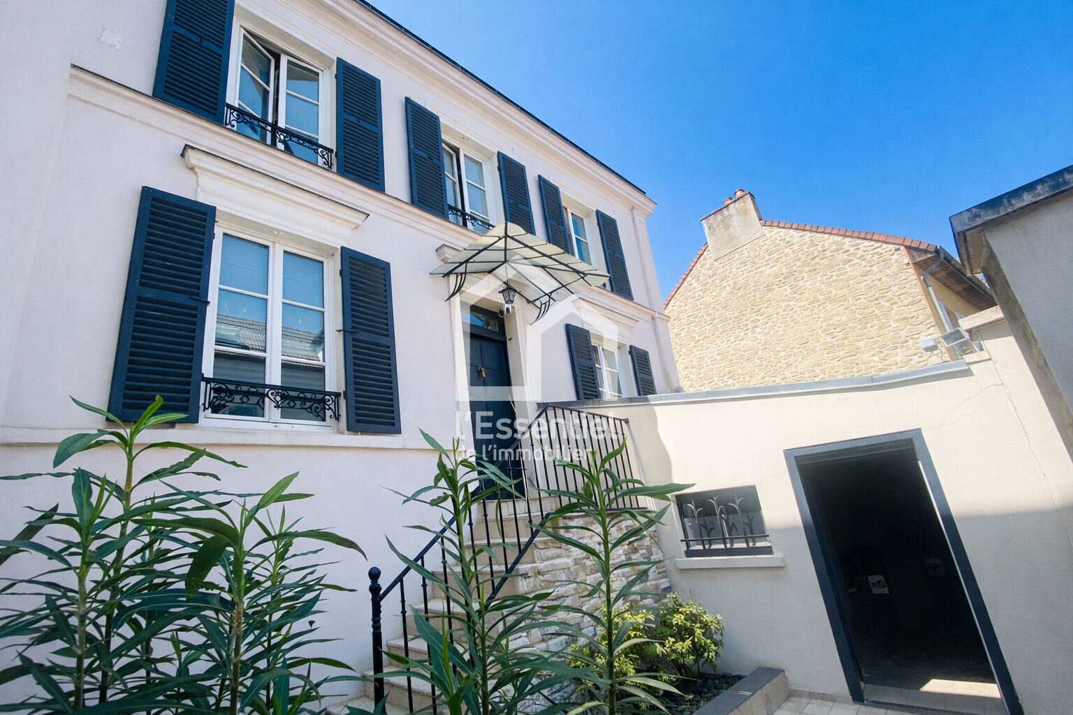 Agence immobilière de L'essentiel De L'immobilier - L'Essentiel de L'Immobilier - St Germain en Laye