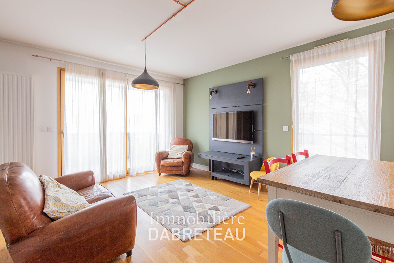 APPARTEMENT T4 MEUBLE - LYON 6 QUARTIER BELLECOMBE