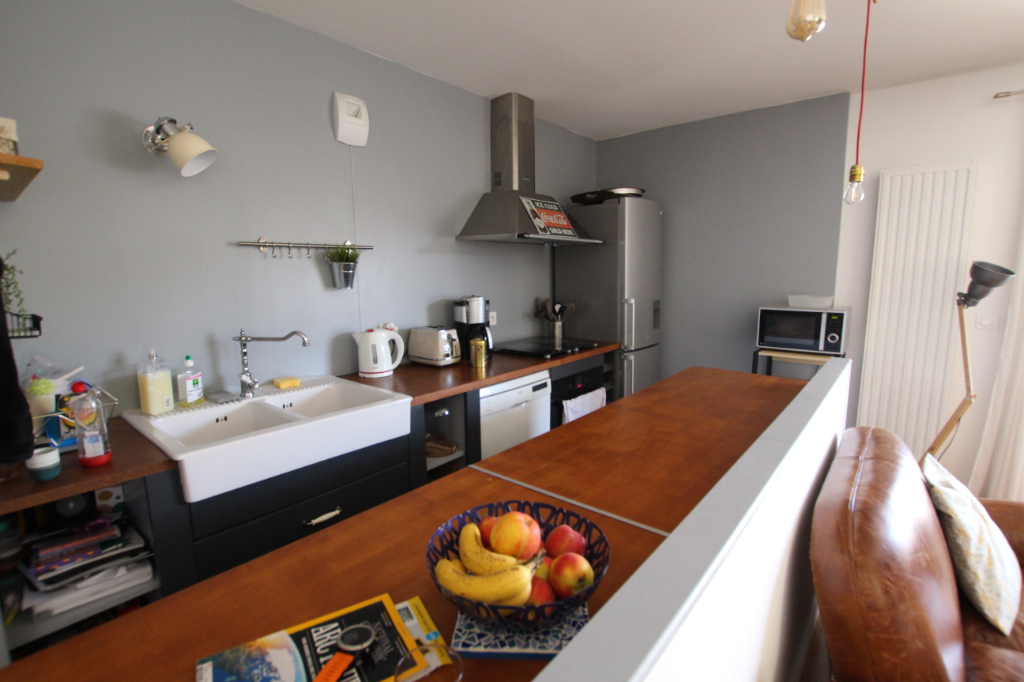 Photo APPARTEMENT T4 MEUBLE - LYON 6 QUARTIER BELLECOMBE image 4/6