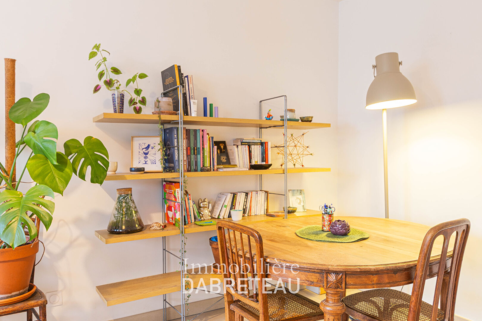 Photo T2 LUMINEUX DE 48M² - VILLEURBANNE image 3/6