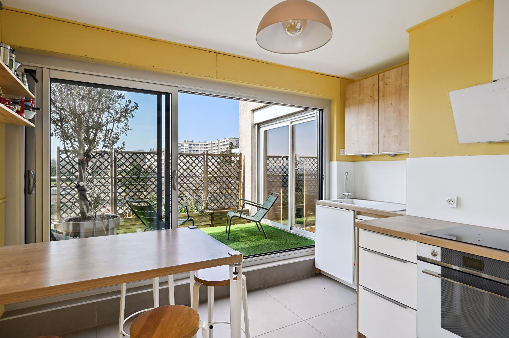 Photo T3 MEUBLE 107 M2 - CALUIRE-ET-CUIRE image 5/6