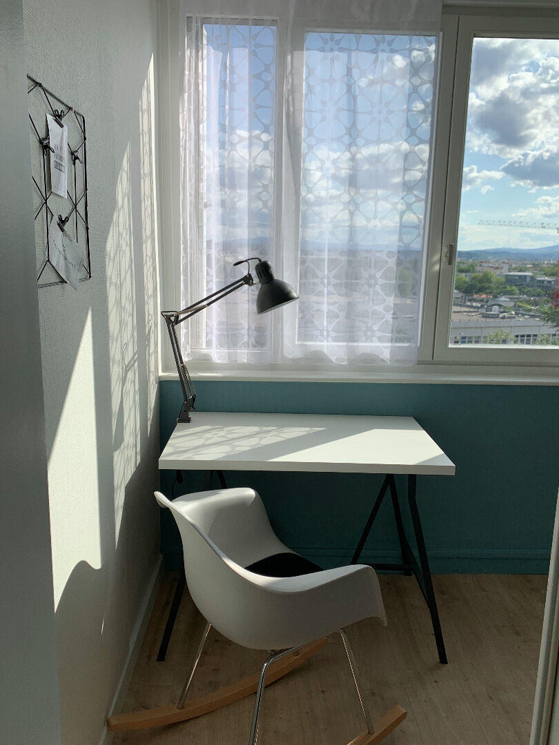 Photo CHAMBRE EN COLOCATION A LOUER DANS APPARTEMENT T6 image 4/6