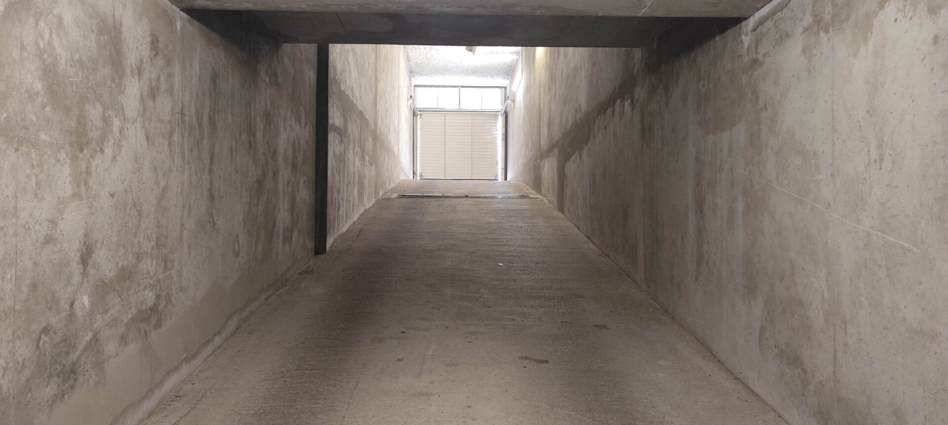 Photo 301LAFAYETTE17PARKING image 2/3