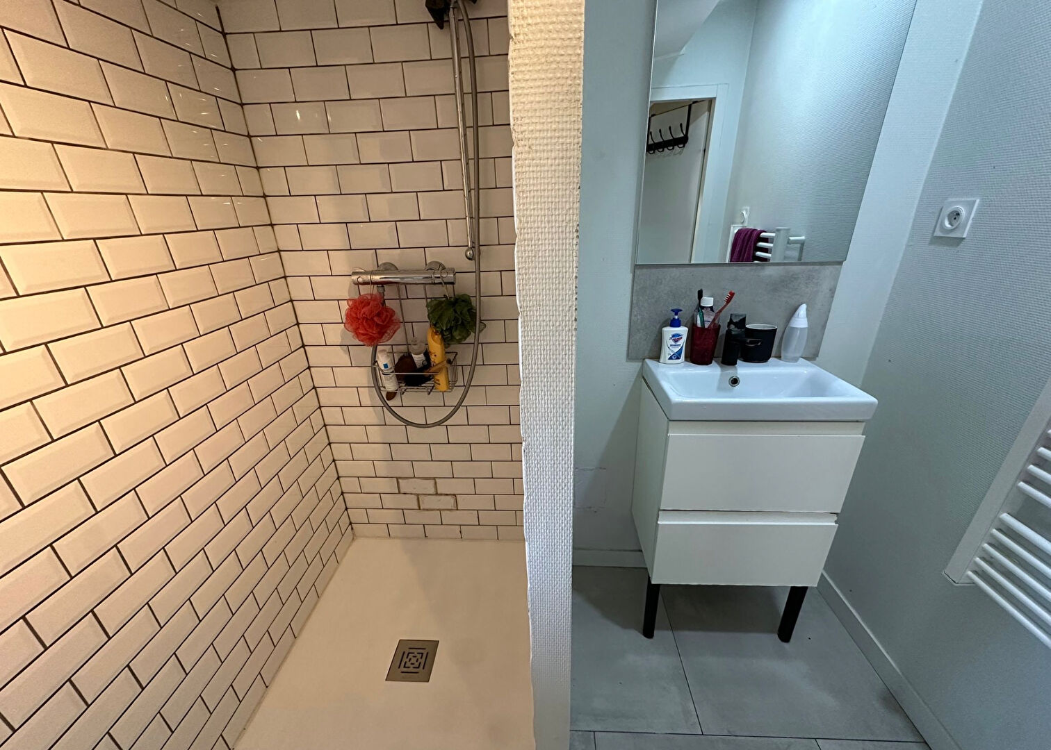 Photo 1 CHAMBRE A LOUER DANS UNE COLOCATION DE 8 CHAMBRES (T9) image 6/6