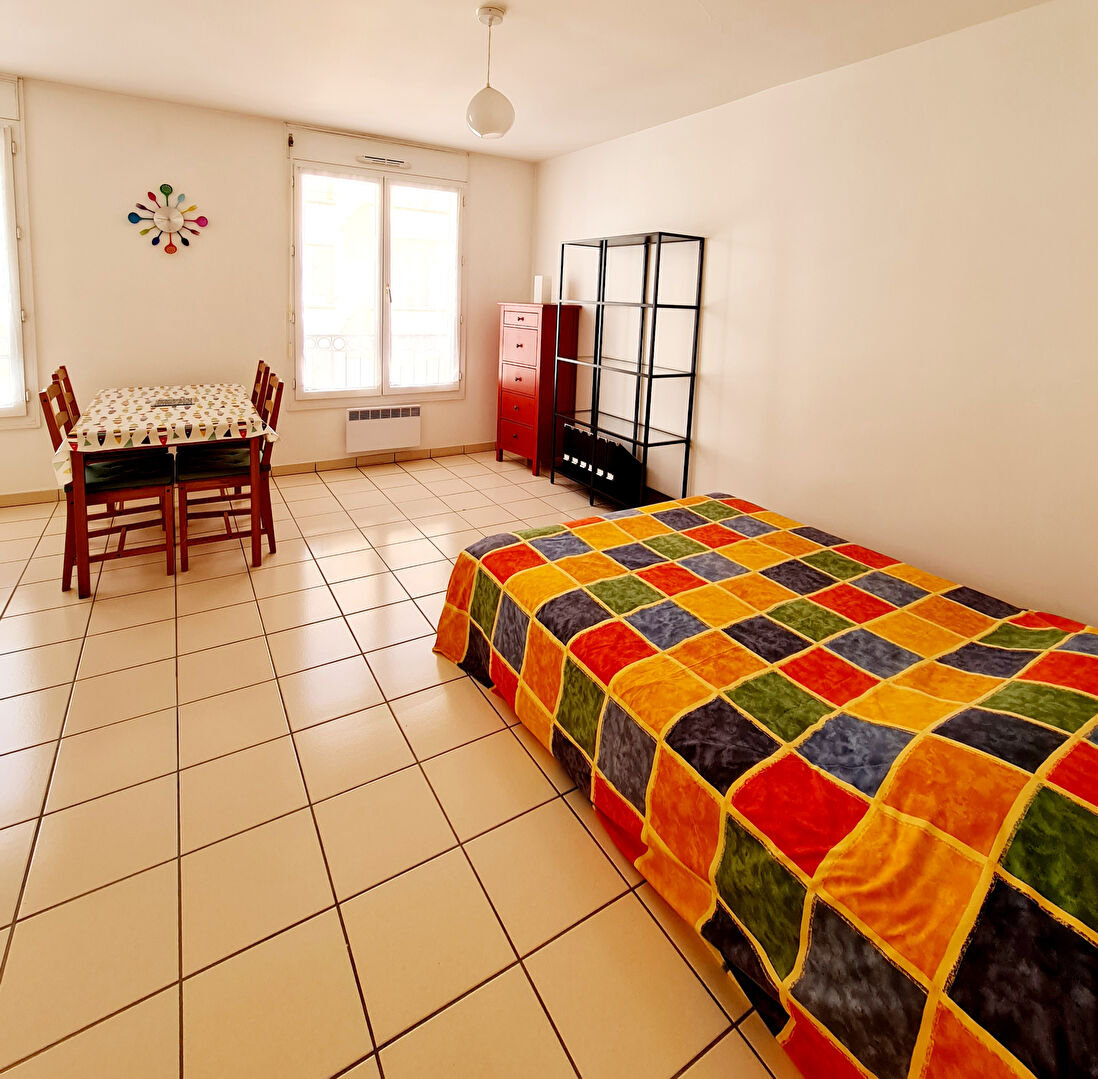 Photo STUDIO MEUBLE LYON 6 image 5/6