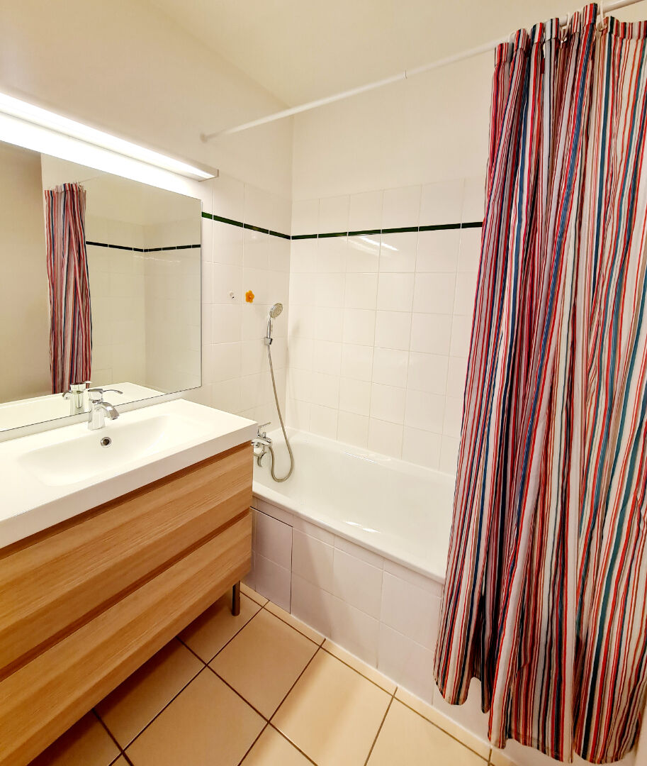 Photo STUDIO MEUBLE LYON 6 image 6/6