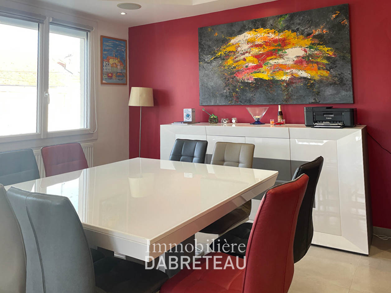 Photo Maison Riorges 5 pièce(s) 154 m2 image 2/6