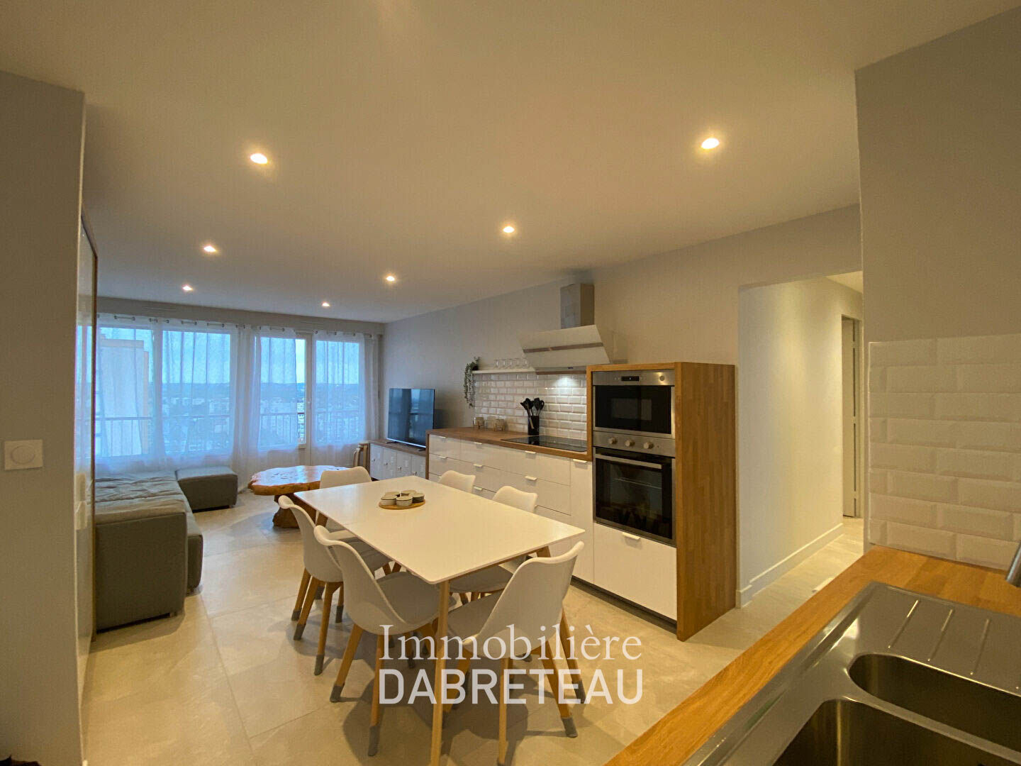 Agence immobilière de LIMOUZI TRANSACTION