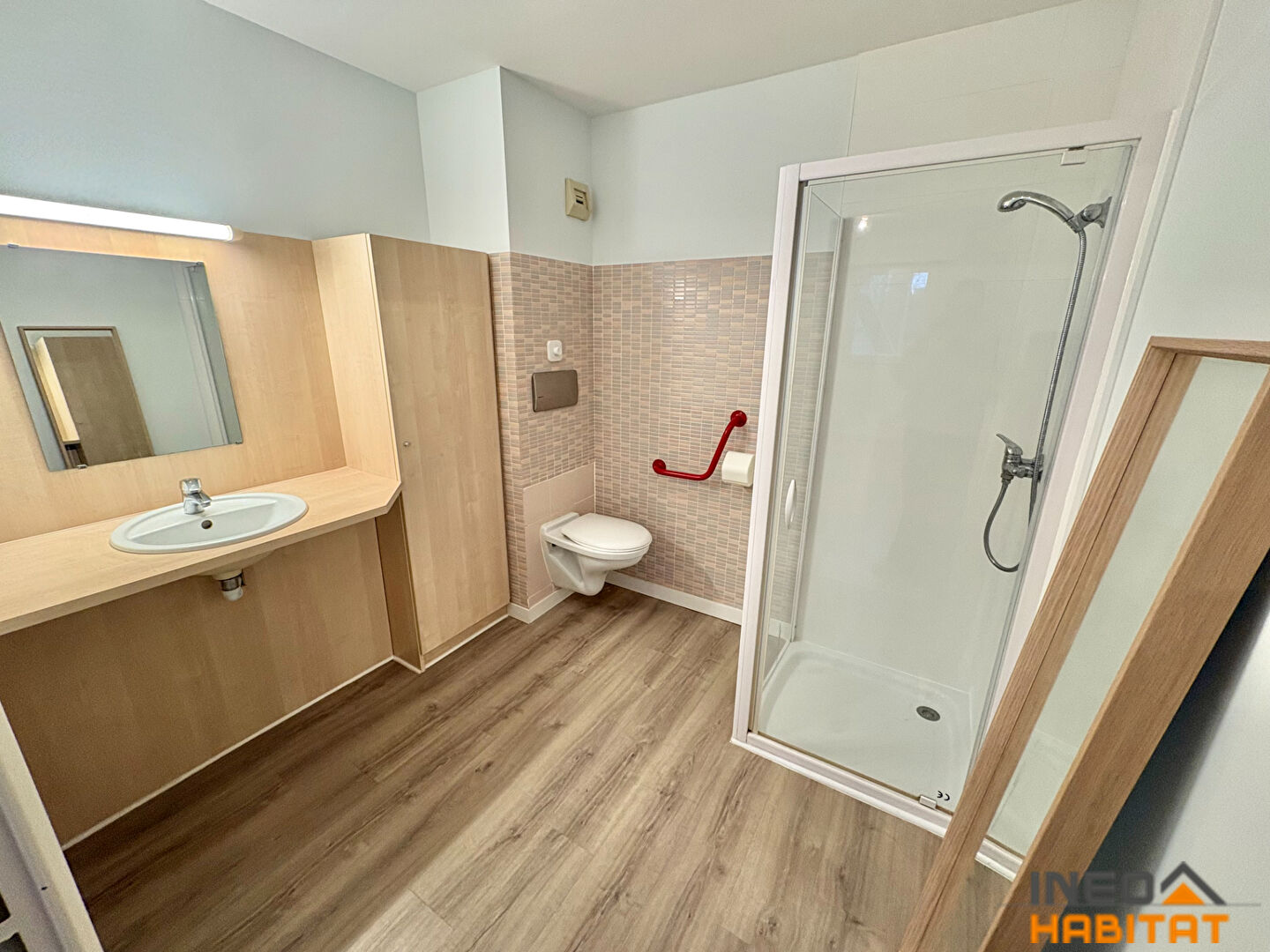 Photo Studio GEVEZE - 1 pièce(s) - 33 m2 image 4/5