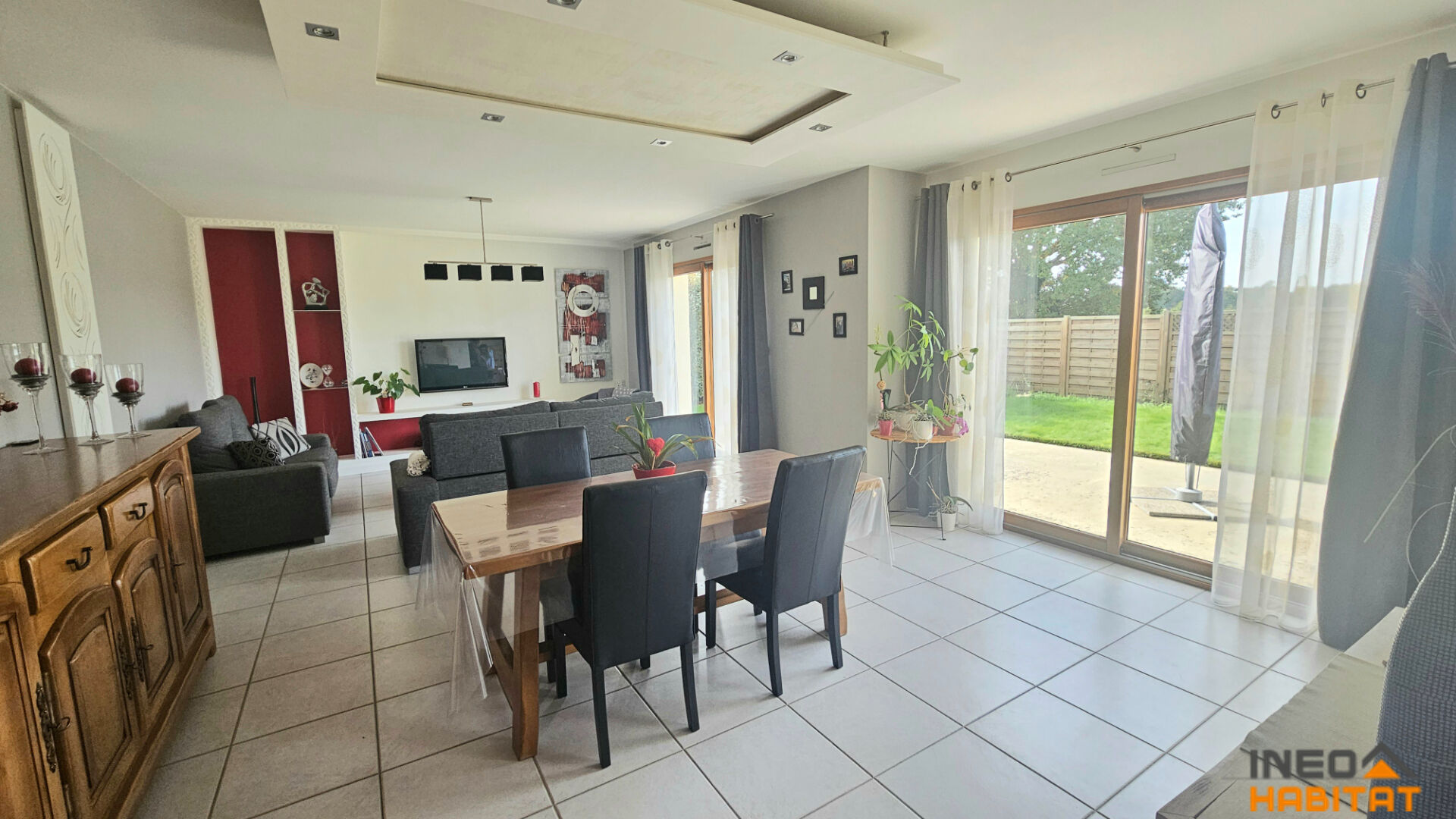 Photo Maison Architecte - Gévezé 6 pièce(s) 152 m2 image 4/6