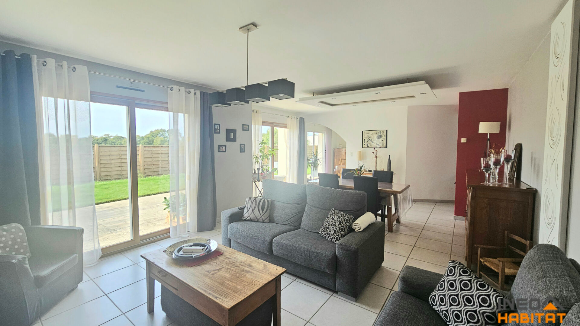 Photo Maison Architecte - Gévezé 6 pièce(s) 152 m2 image 6/6