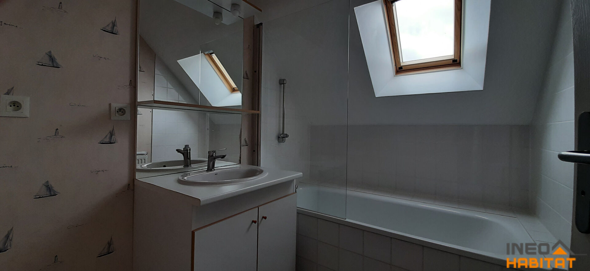 Photo Appartement Laille 3 pièce(s) 53 m2 image 5/5