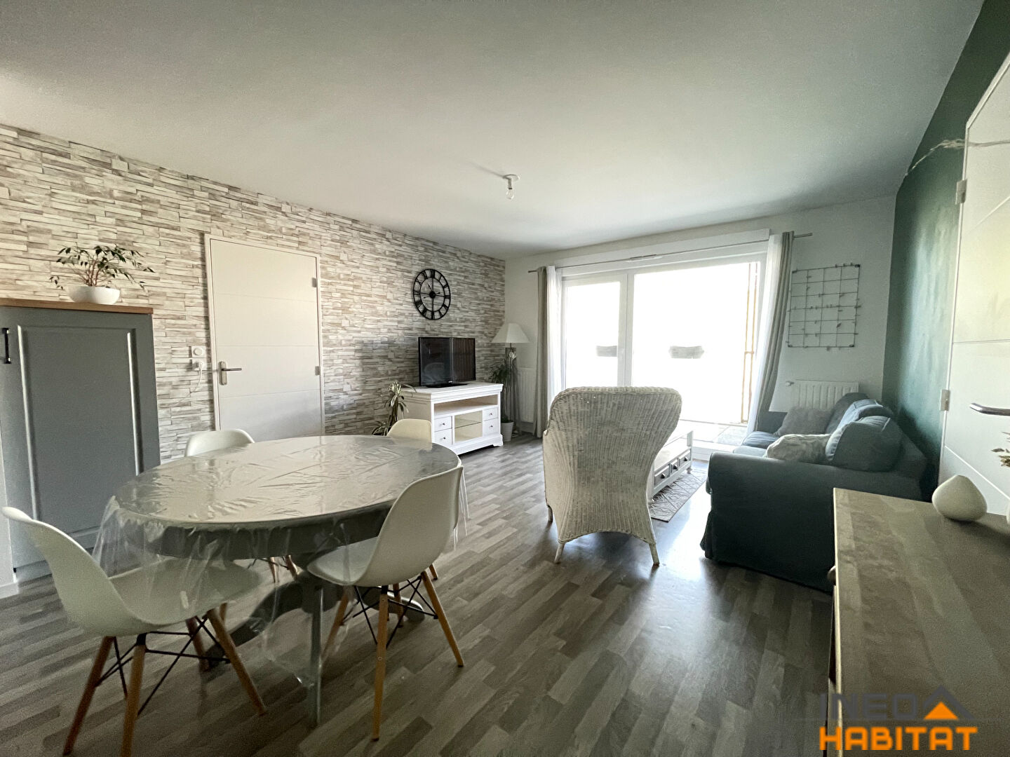 Photo Appartement La Meziere 2 pièce(s) 50.25 m2 image 4/6