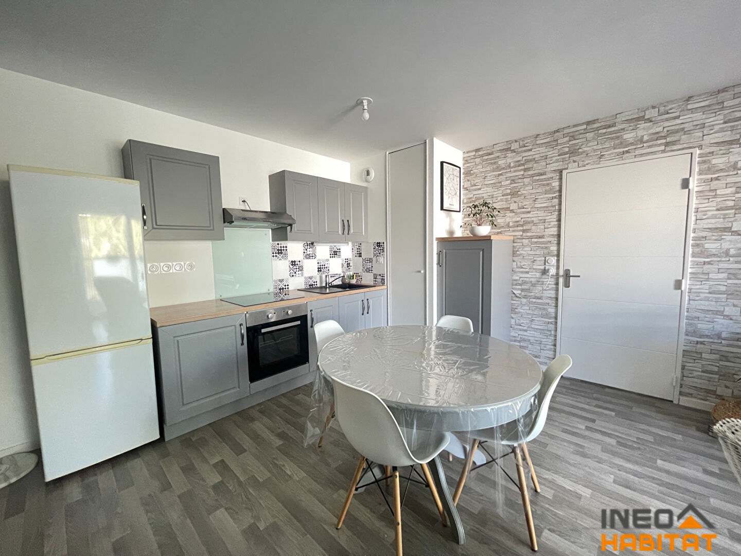 Photo Appartement La Meziere 2 pièce(s) 50.25 m2 image 5/6