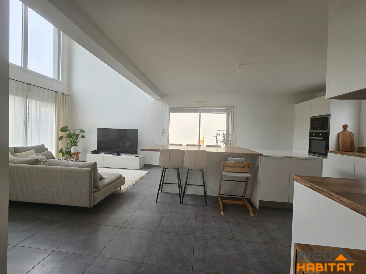 Photo EXCLUSIVITÉ INEO HABITAT - Maison contemporaine - 4 chambres - Garage - GEVEZÉ image 4/6