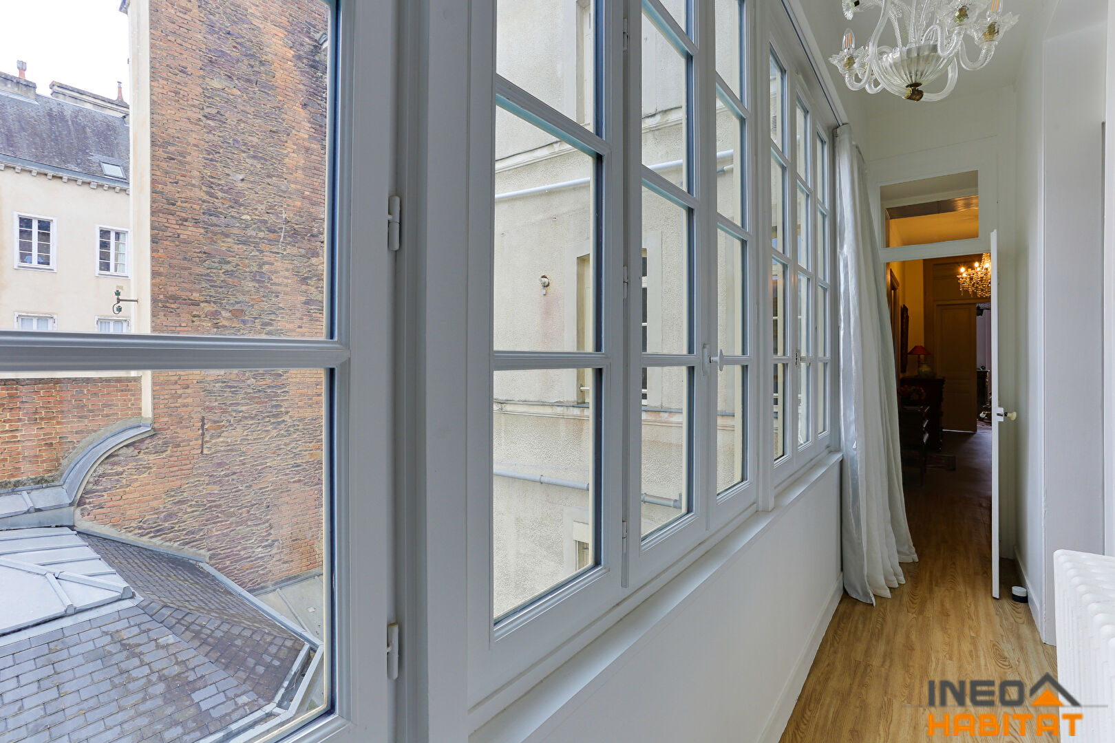 Photo Rennes Les Quais - Appartement 180m² Avec Triple Pièce De Réception Et Ascenseur image 3/6