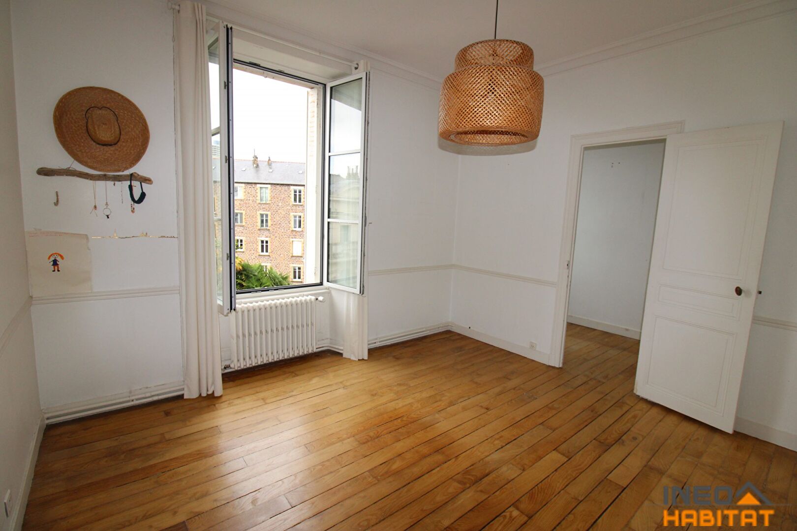 Photo Rennes Place De Bretagne- Dernier étage De Charme De 115 M² image 5/5