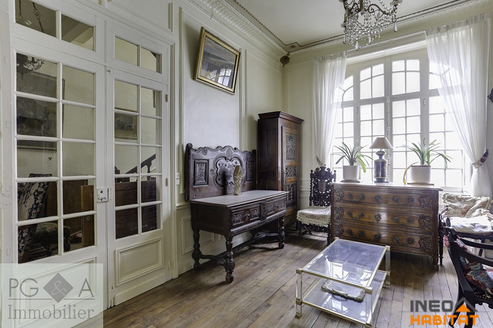 Photo RENNES Hyper Centre - Hôtel Particulier XIXème Et Son Jardin image 3/6